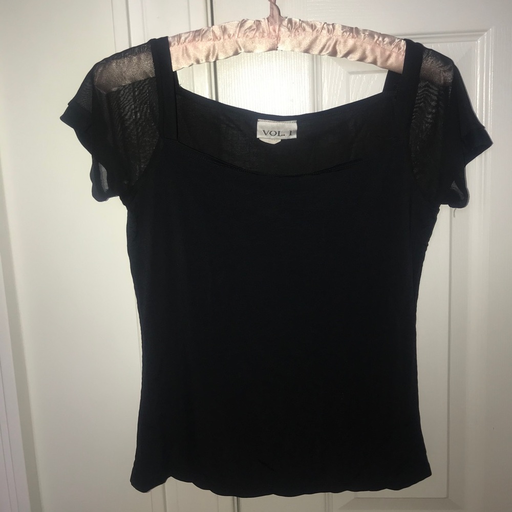 Black t-shirt